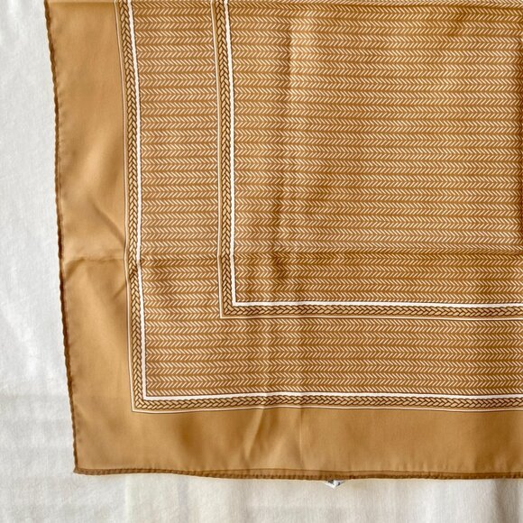 Vintage Beige Chevron Weave Print Polyester Square Scarf 27" X 27" Japan White - Picture 7 of 13